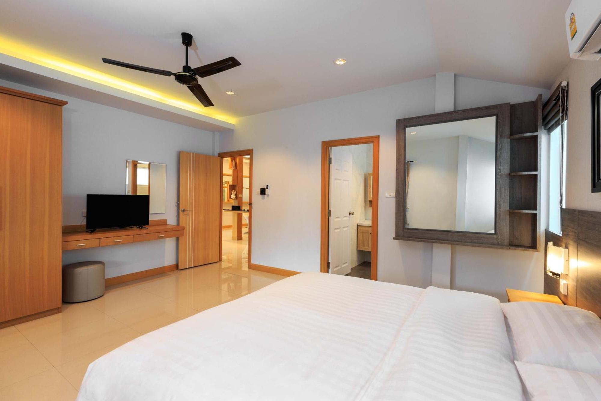 Pattaya Private Villa - Pool,Sauna,Snooker,Bbq Exterior photo