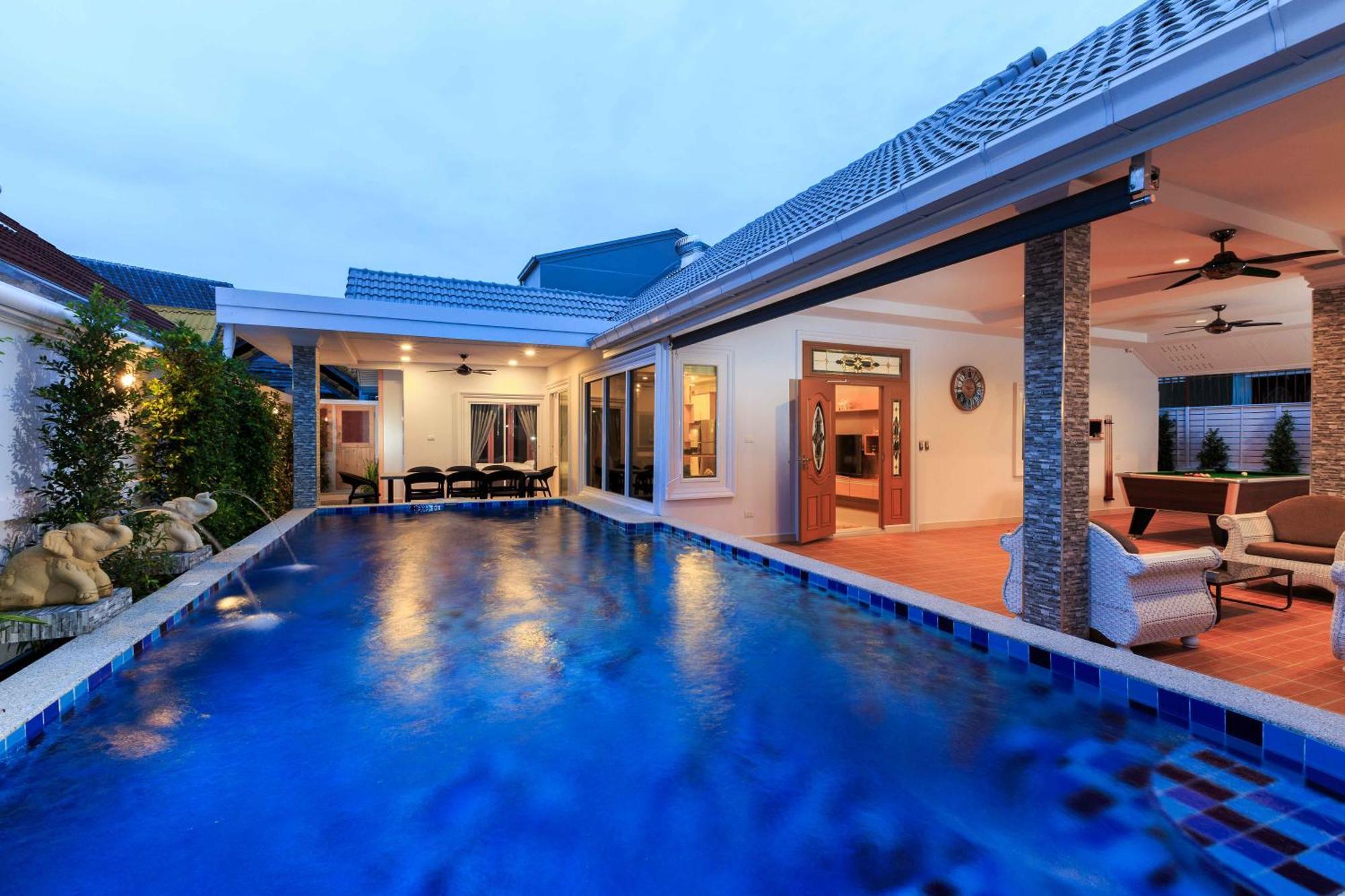 Pattaya Private Villa - Pool,Sauna,Snooker,Bbq Exterior photo