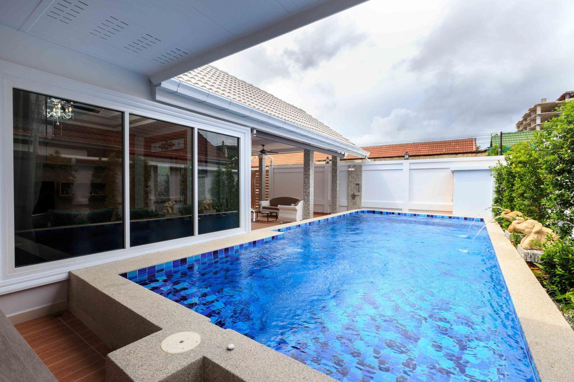 Pattaya Private Villa - Pool,Sauna,Snooker,Bbq Exterior photo