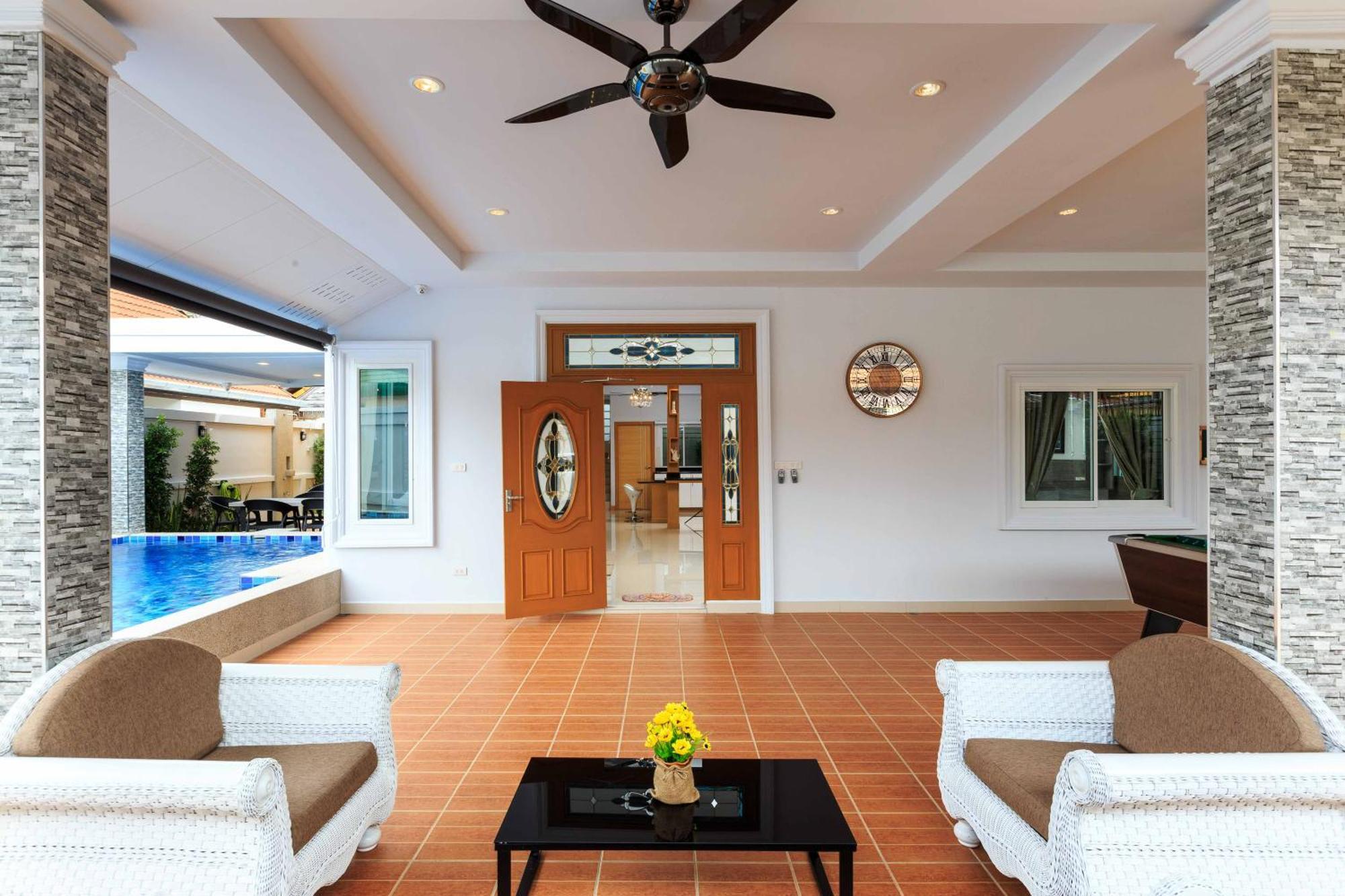 Pattaya Private Villa - Pool,Sauna,Snooker,Bbq Exterior photo